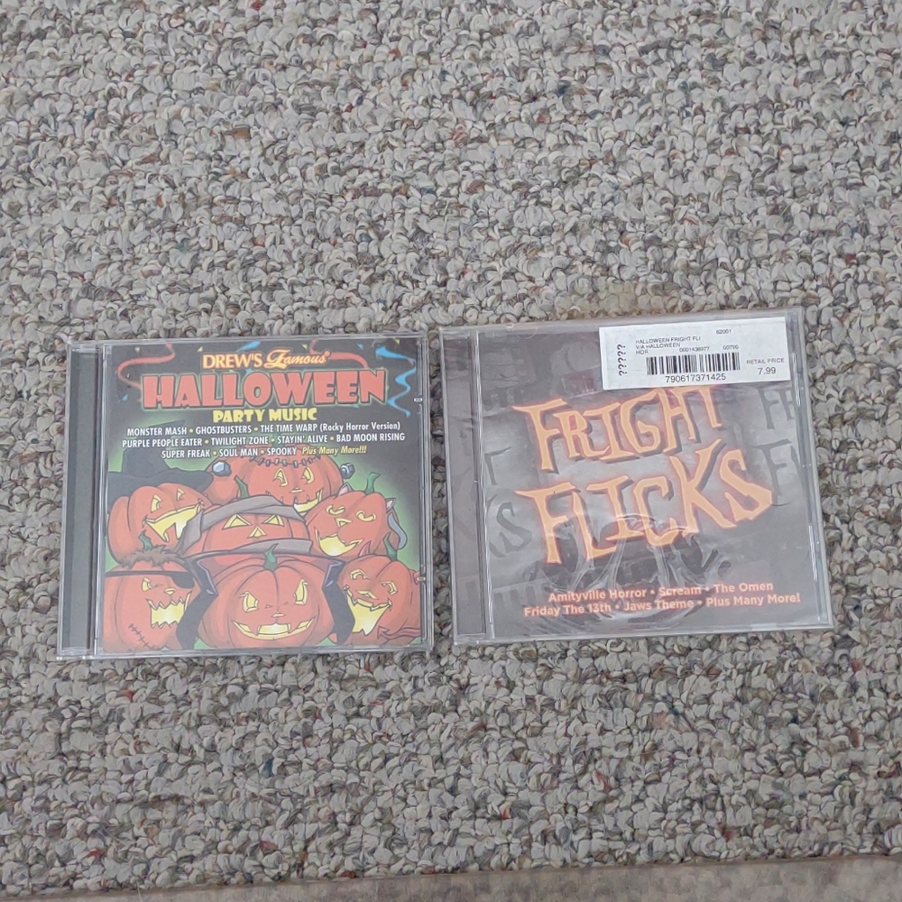 Lot of 2 Halloween CDs- New Fright Flicks & Drew’s Famous Halloween Party Music